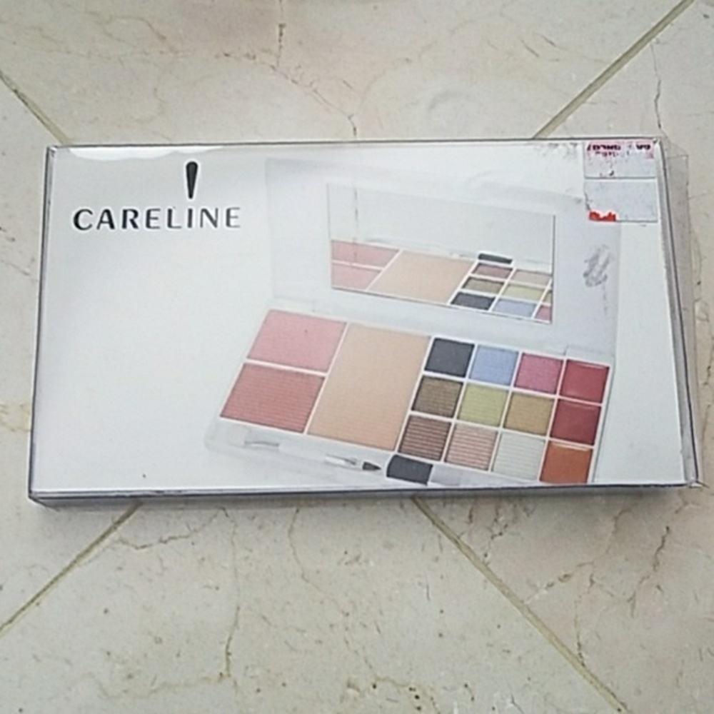 NEW CARELINE MAKEUP SET eye shadow palette